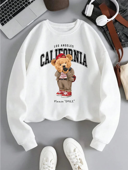CaliBear Sweater – Oversized Unisex