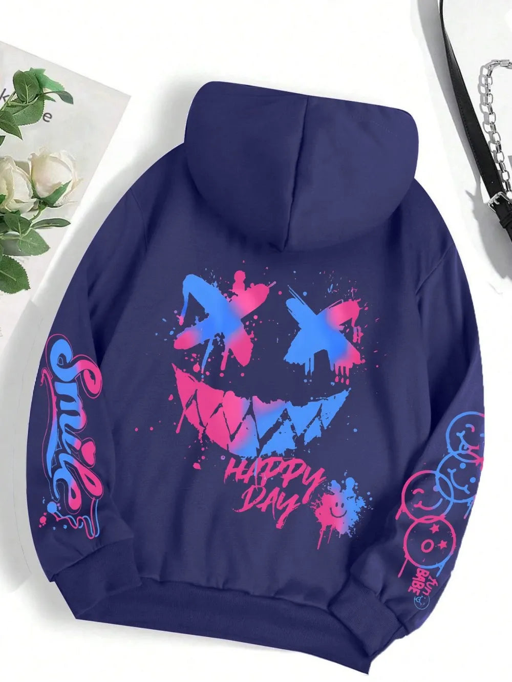 Smiley hættetrøje – unisex hoodie i afslappet pasform