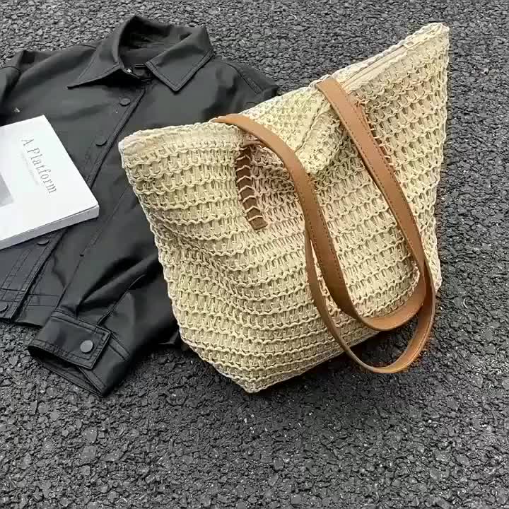 Ravelle Woven Tote – flettet taske med lynlåslukning