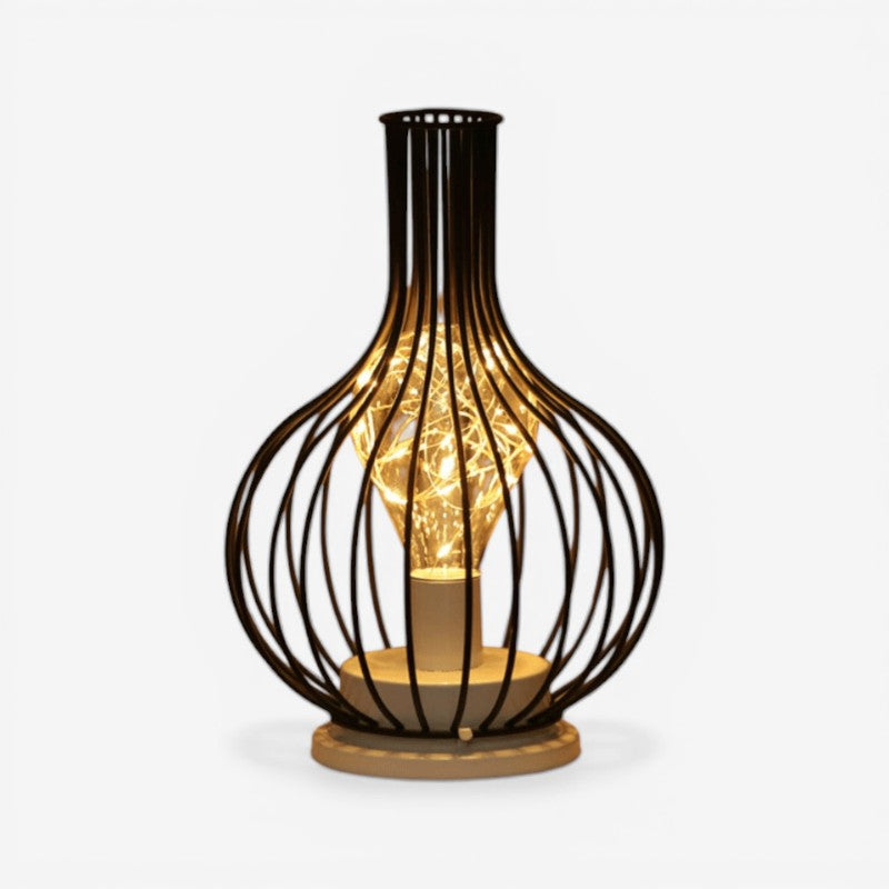 Trinexa bordlampe i stål – lampe med trådkurvdesign til bordplacering
