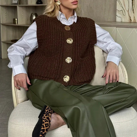 Cavina sleeveless vest med knapper og lommer