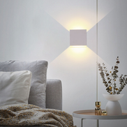 Selvara LED væglampe – lampe i aluminium med rektangulært design til vægmontering