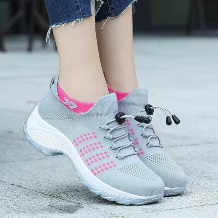 Dame sneakers med slip-on design og plateausål – Virella