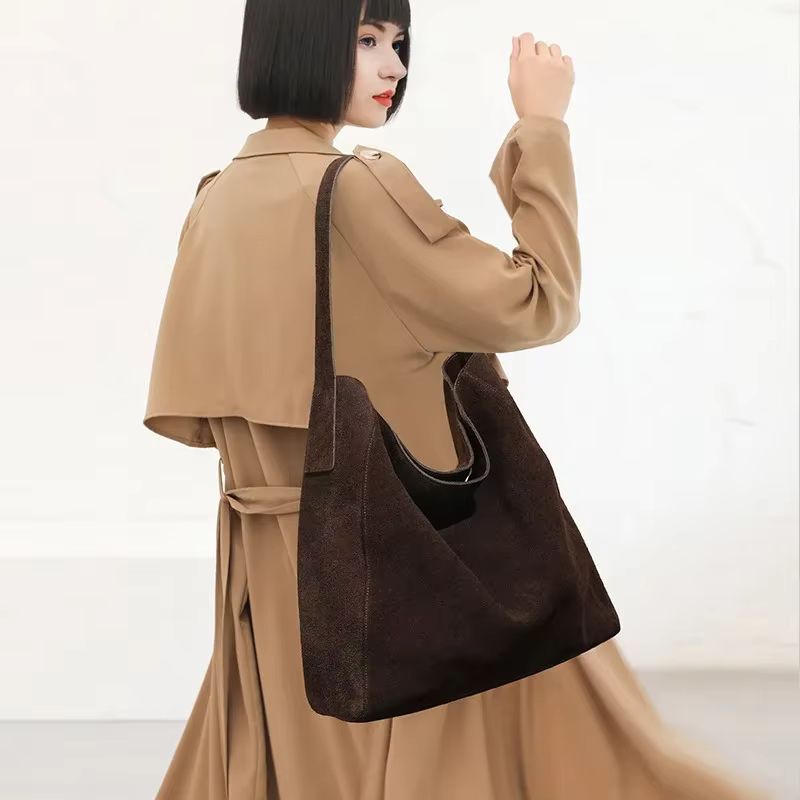Tarelia taske dame – crossbody taske med lynlås og justerbar rem