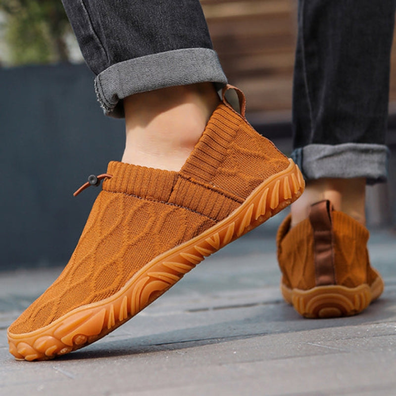 Ravion round toe sneakers