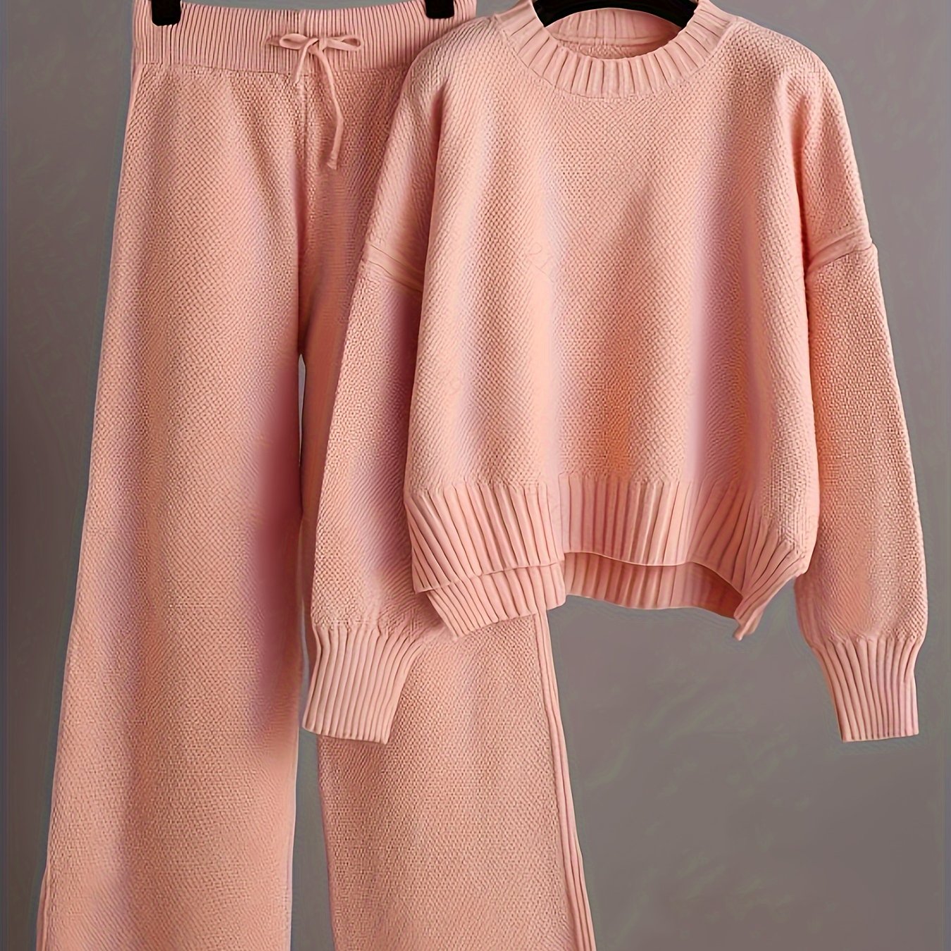 Lunoro To-delt Striksæt – Dame Sweater & Vide Bukser