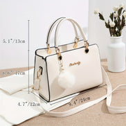 Selvaya Crossbody Bag – ensfarvet taske med aftagelig rem