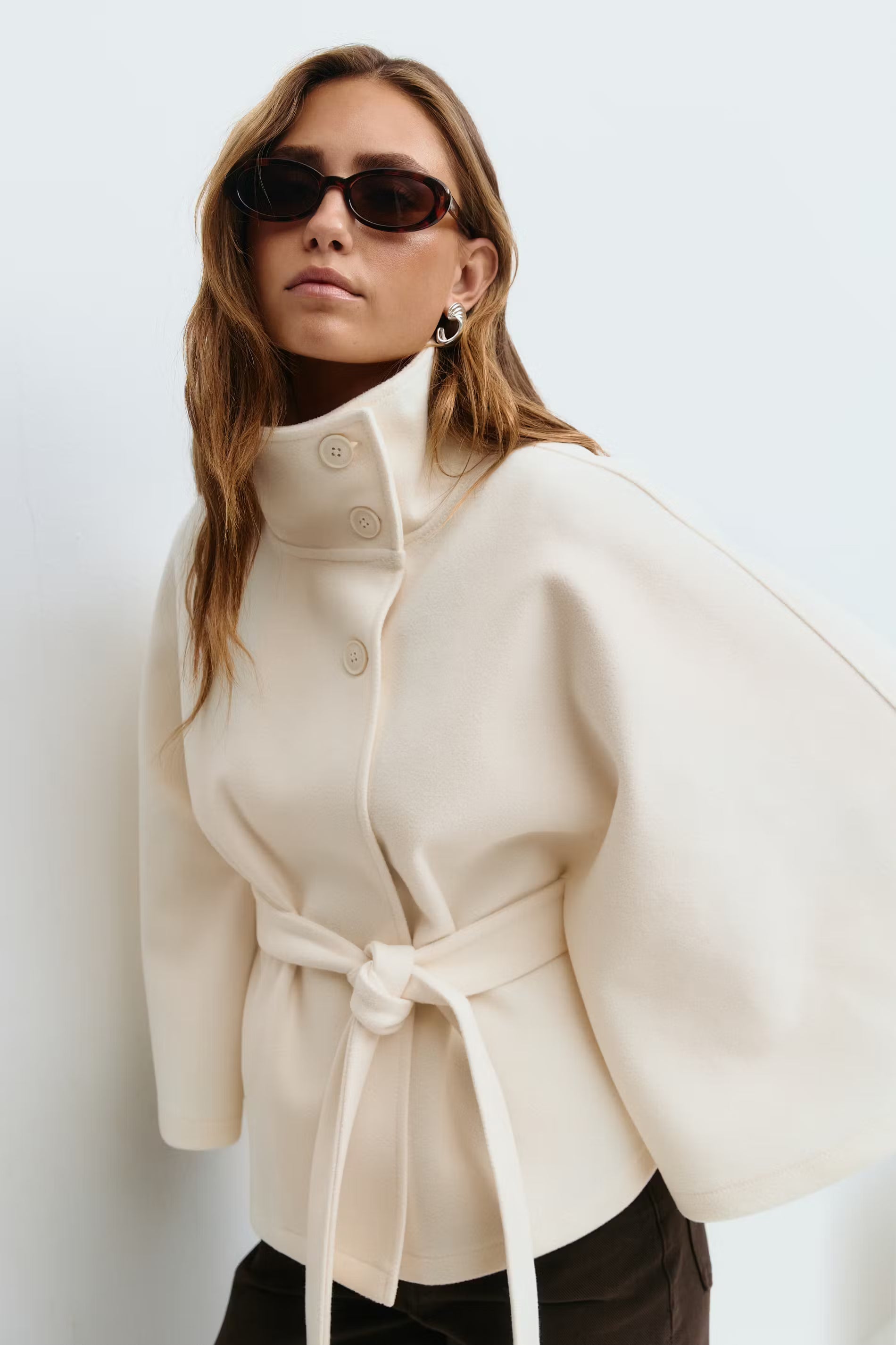 Siv belted cape – lang model med krave og bælte