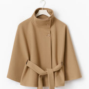 Siv belted cape – lang model med krave og bælte