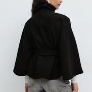Siv belted cape – lang model med krave og bælte
