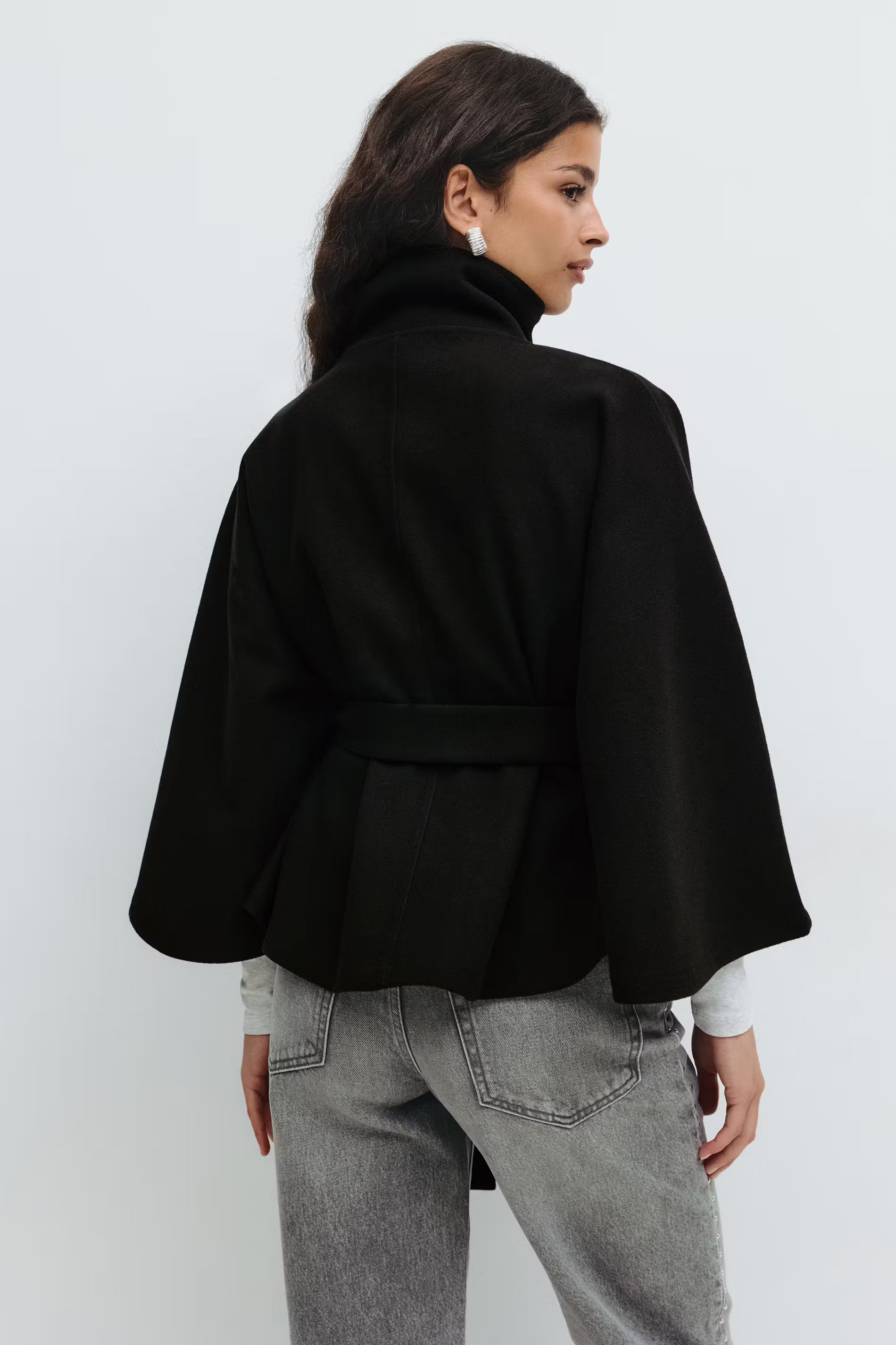 Siv belted cape – lang model med krave og bælte