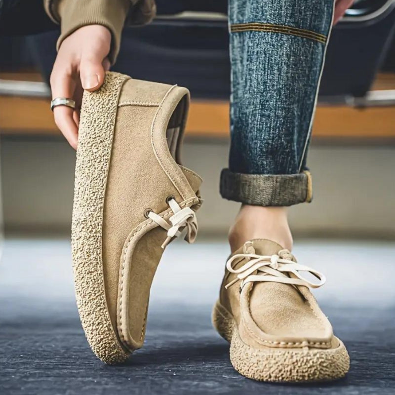 Nordvik sneaker med snørelukning og skridsikker sål