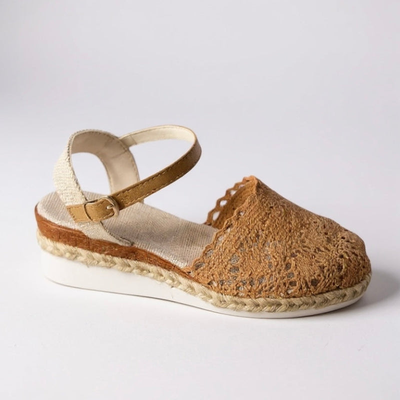 Solmera sandaler dame – sandaler med kraftig sål og ankelrem