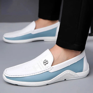 Herremokkasiner med slip-on design og rund tå – Corvian