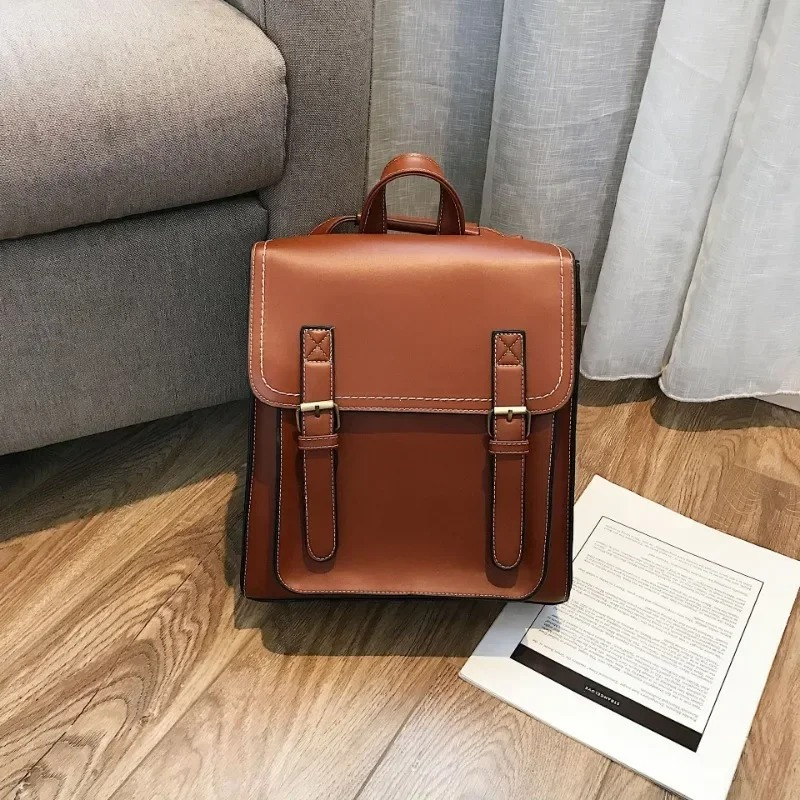 Elvara rygsæk med justerbare stropper og spænde