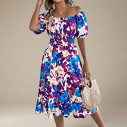 Floréva kjole dame – midi kjole med blomsterprint og off shoulder design
