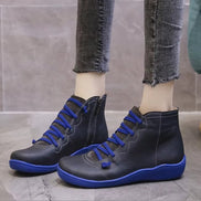 Selvani ankle boots med snøredetaljer og lynlås