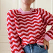 Wavira round neck sweater med bølget strik