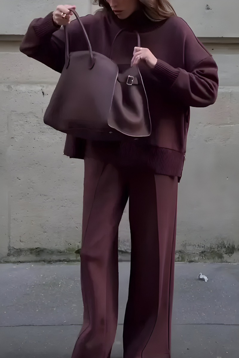 Aurea lounge set – to-delt sæt i rød med afslappet pasform