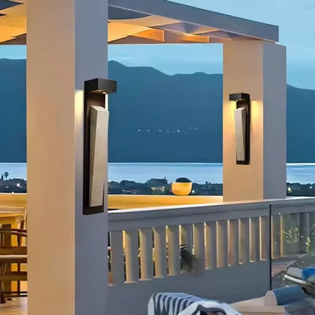 Varento LED væglampe i jern – væglampe med kompakt design til vægmontering