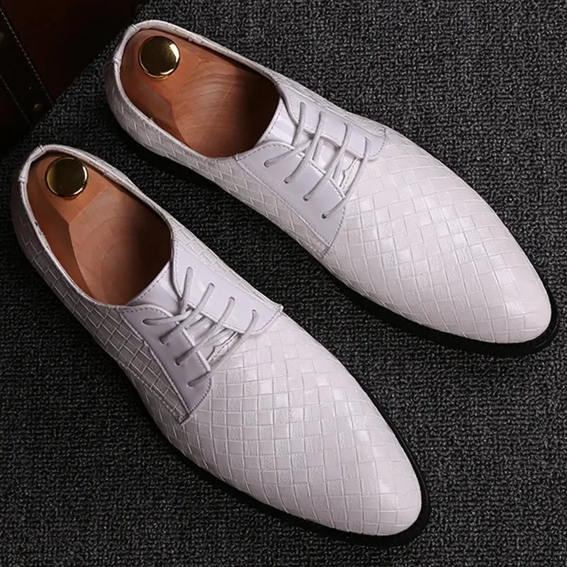Torvian lace-up shoes med rund tå