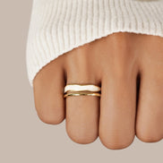 Velmora damering – åben ring med bølgeformet design