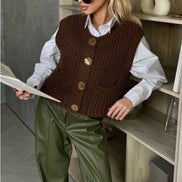 Cavina sleeveless vest med knapper og lommer