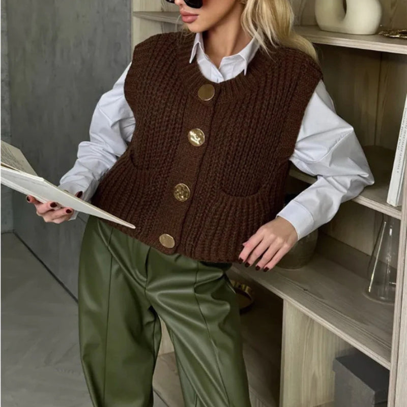 Cavina sleeveless vest med knapper og lommer
