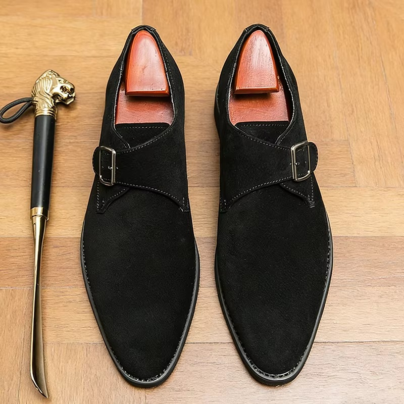 Herresko med spids tå og monk strap – formelle sko med skridsikker sål – Veltrano
