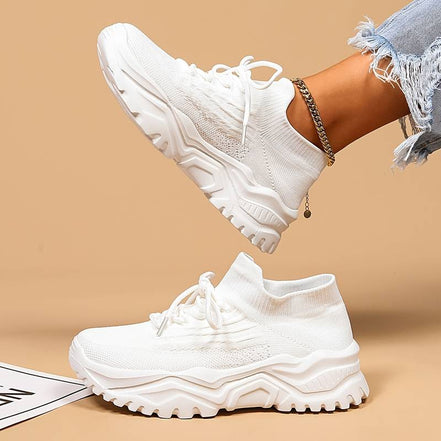 Zerava mesh-sneakers med bred sål og skridsikker ydersål