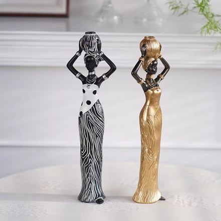 Artiva dekorativ figur i harpiks – kompakt statue til bord eller hylde