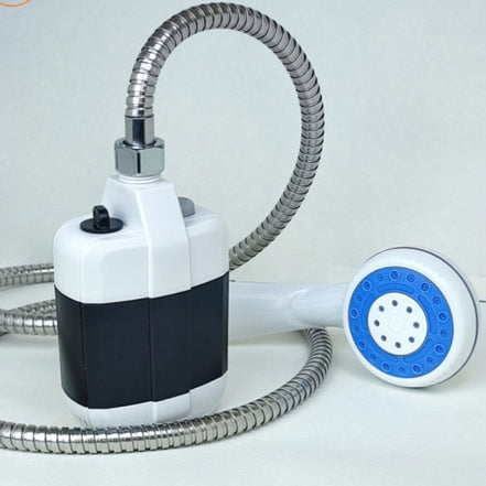 Bærbar bruser med USB pumpe og håndbruser – mobil bruser til camping og udendørs brug – Travara