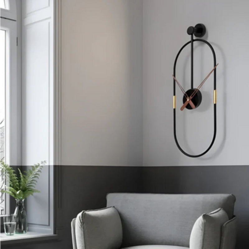 Valnera vægur – dekorativt metaldesign med kvartsur