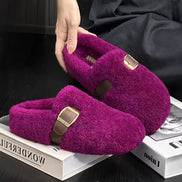 Elvane flade slippers med spænde og rund tå
