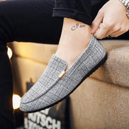 Calvero round toe loafers med slip-on design