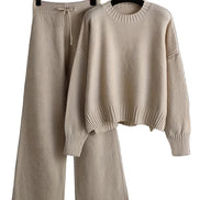 Lunoro To-delt Striksæt – Dame Sweater & Vide Bukser