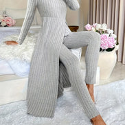 Plaid Two-Piece Sæt – Rundhalset Top med Slids & Matchende Bukser