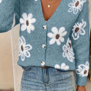 Daisy knit cardigan – blomstermønstret strik med V-udskæring