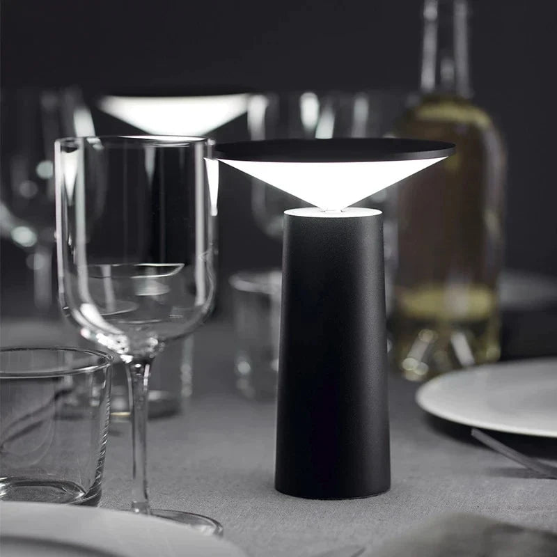 Zeriva genopladelig bordlampe – LED lampe med berøringsstyring og justerbart lampehoved