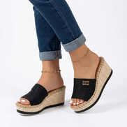 Dames sandaler med kilehæl og slip-on design – Norivelle