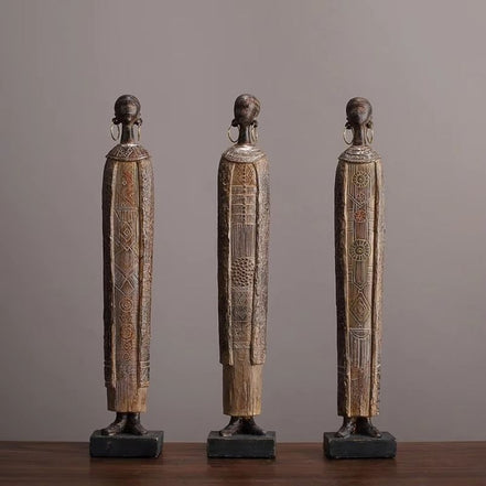 Velora kvindestatue i resin – dekorativ figur til bord eller hylde