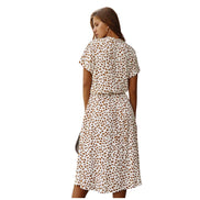 Dame kjole med korte ærmer, justerbar talje og print – afslappet kjole til hverdag og fritid – Velmira