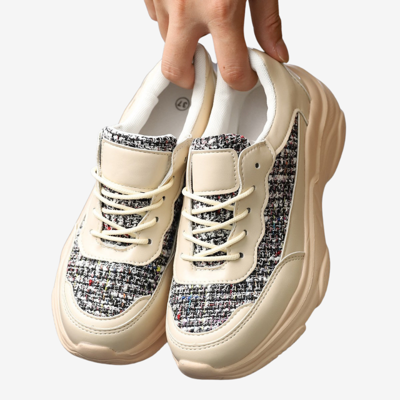 Rivon snøresneaker med skridsikker sål