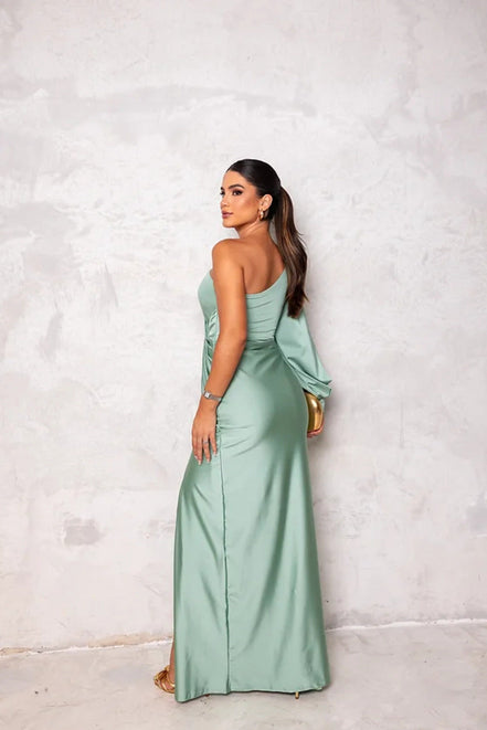 Selvoria dame maxikjole – one shoulder kjole med drapering og slids