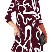 Minikjole med rund hals og 3/4 ærmer – kjole til hverdag og fritid – Elvara