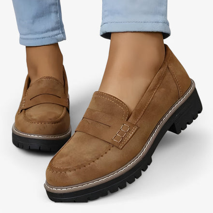 Marvella loafers med slip-on design og stabil hæl