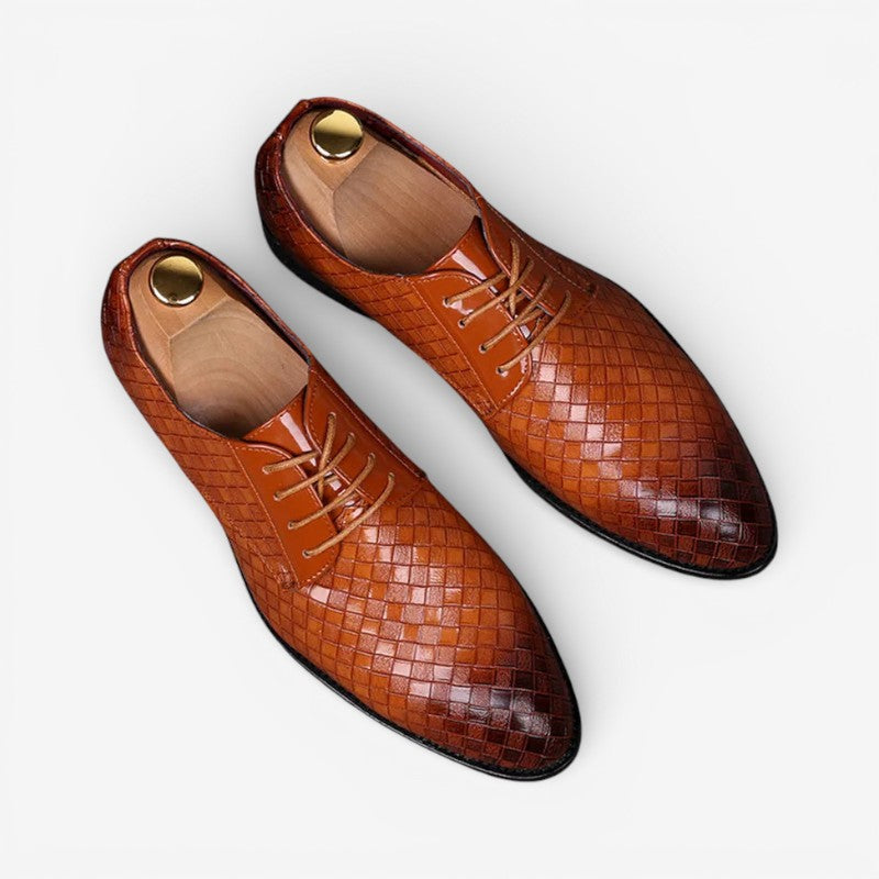 Torvian lace-up shoes med rund tå