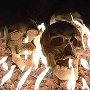 Ceramiczna gotycka czaszka na dekorację halloweenową – Skelvara