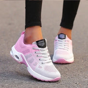 Sneakers med støttende indersål, skridsikker sål og alsidigt design