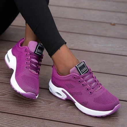 Sneakers med støttende indersål, skridsikker sål og alsidigt design